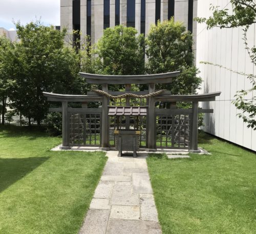銀座の三輪神社