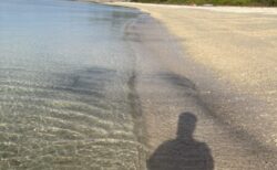 す水波のへだて